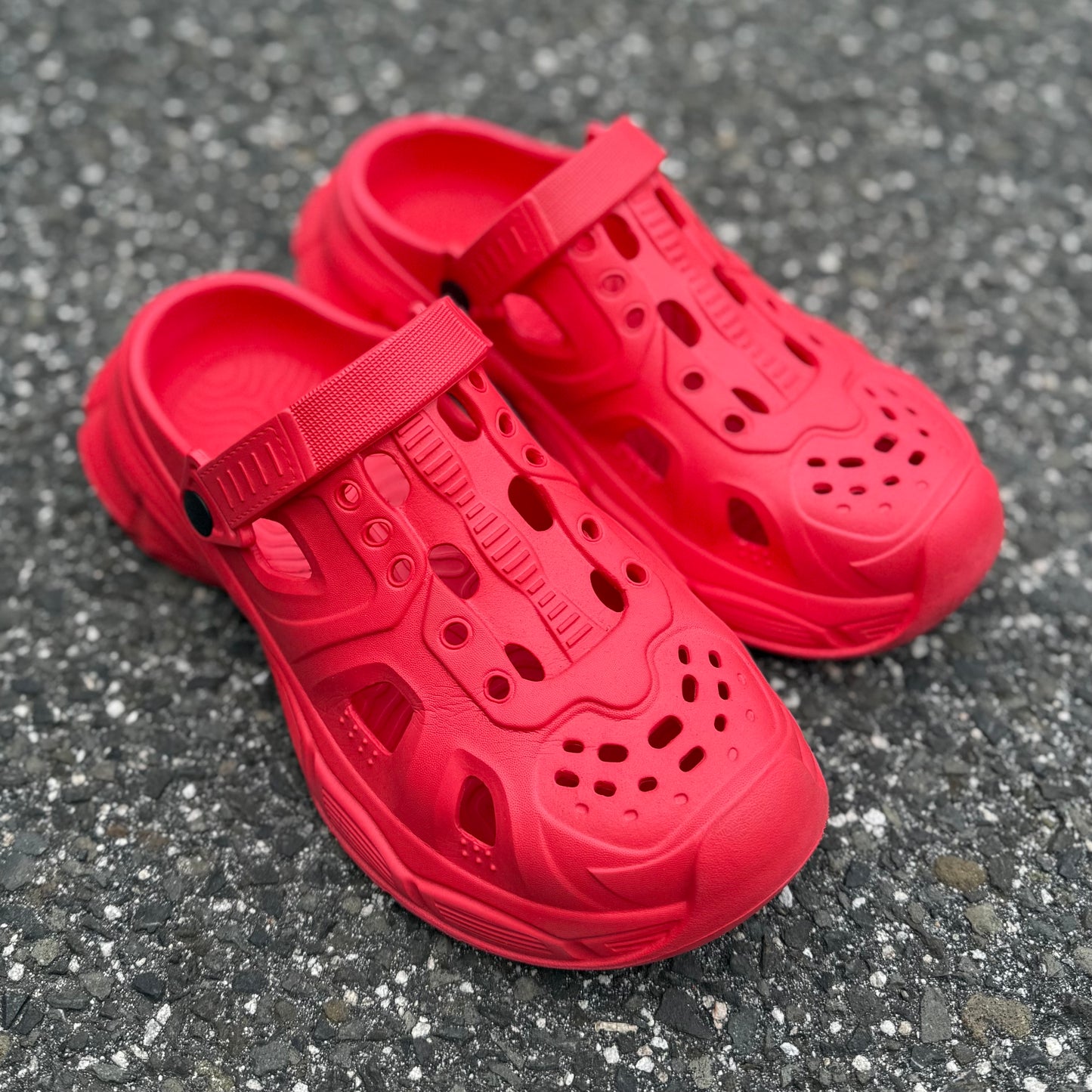 SOLEZ “Foam Hearts” (Red)